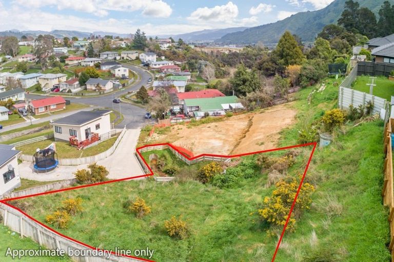 Photo of property in 34c Speargrass Grove, Timberlea, Upper Hutt, 5018