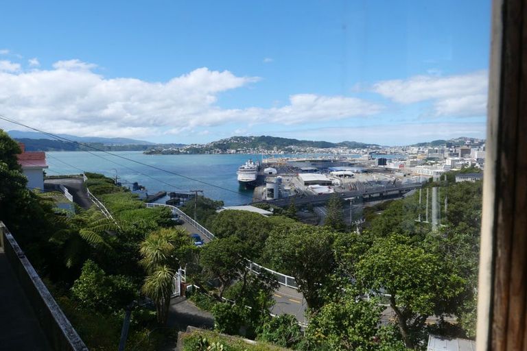 Photo of property in 125 Barnard Street, Wadestown, Wellington, 6012