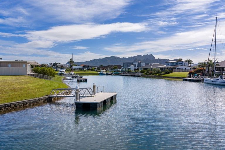 Photo of property in 23 Stace Hopper Drive, One Tree Point, 0118