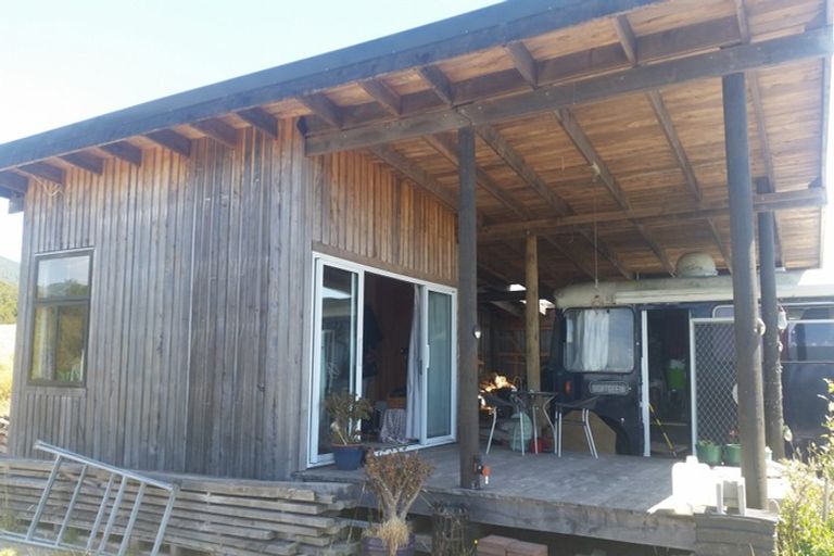 Photo of property in 1113 Plymouth Road, Koru, New Plymouth, 4374