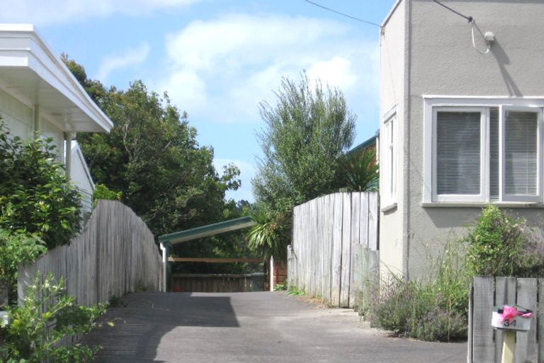 Photo of property in 34a Dakota Avenue, Beach Haven, Auckland, 0626