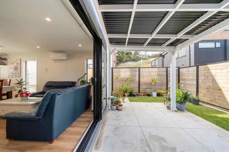 Photo of property in 5 Reid Lane, Wallaceville, Upper Hutt, 5018