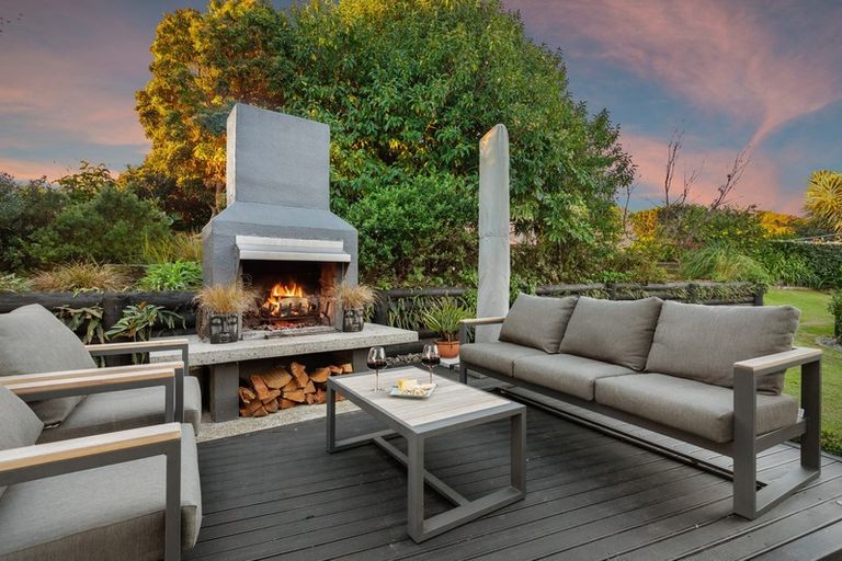 Photo of property in 153 Riverside Drive, Whakatane, 3120