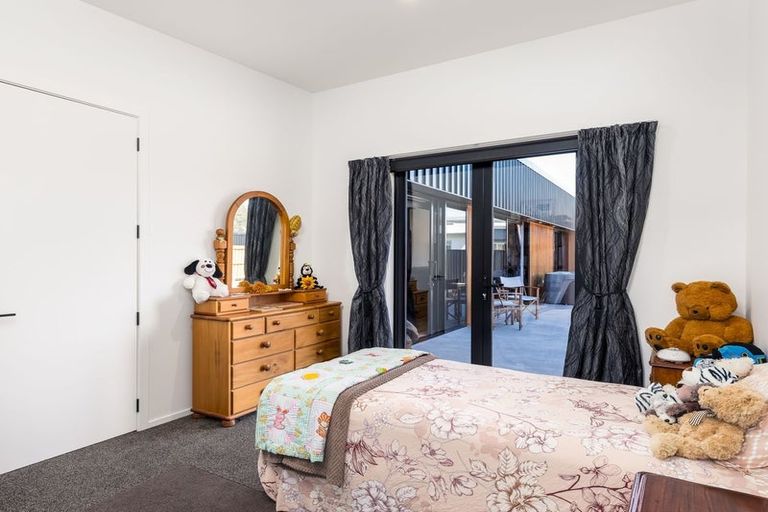 Photo of property in 8 Eric Batchelor Place, Waimate, 7924