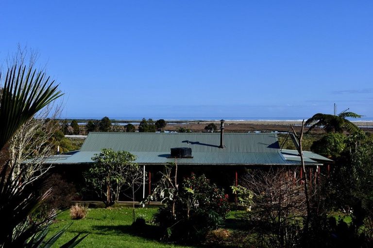 Photo of property in 4456e Karamea Highway, Karamea, 7893