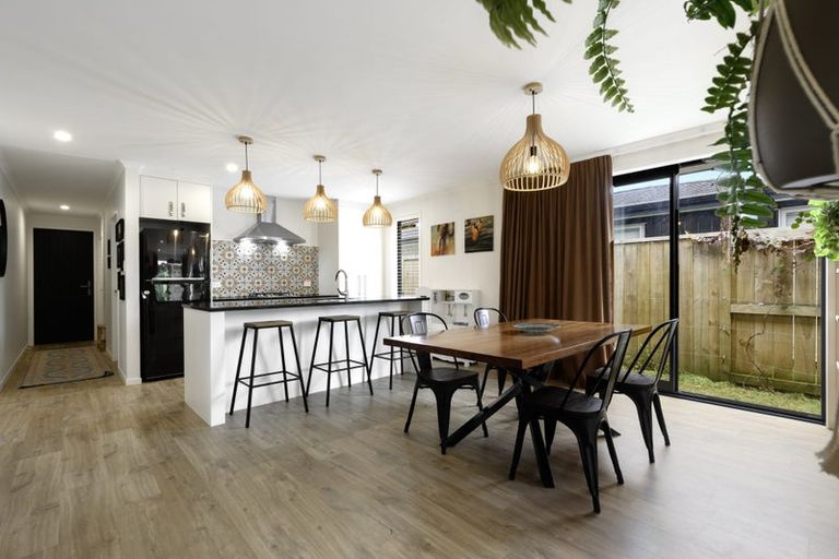 Photo of property in 41 Hills View Drive, Papamoa, 3118