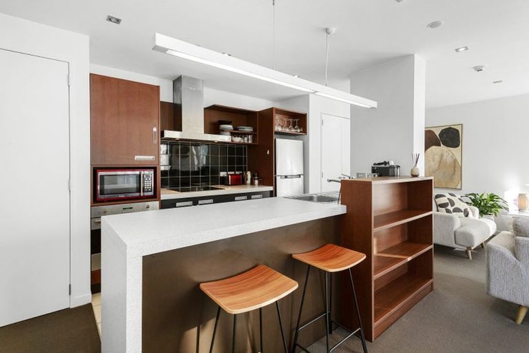 Photo of property in Republic2, 5n/10 Lorne Street, Te Aro, Wellington, 6011