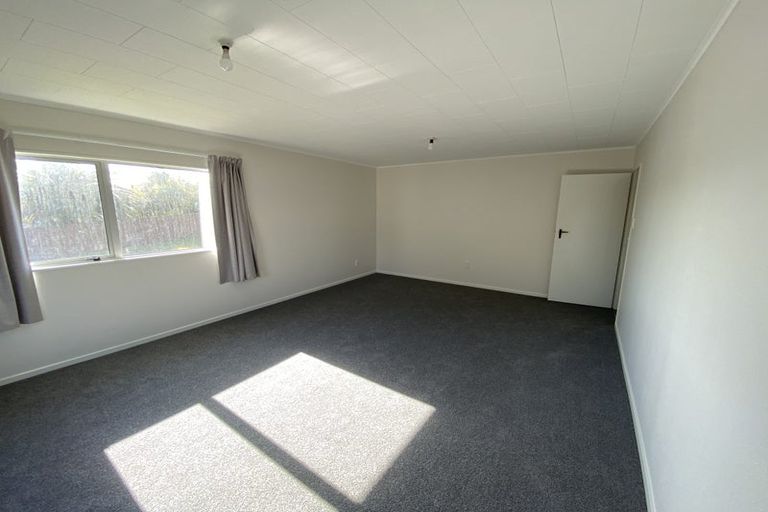 Photo of property in 7 Finn Place, Titahi Bay, Porirua, 5022