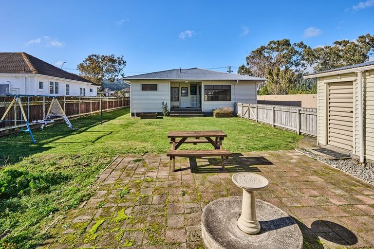 Photo of property in 39 Whakatiki Street, Trentham, Upper Hutt, 5018