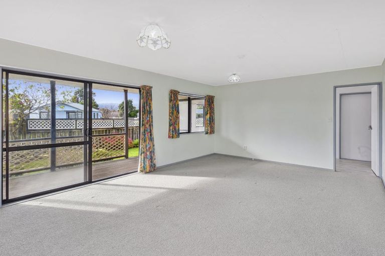 Photo of property in 99 Queens Road, Waikanae Beach, Waikanae, 5036
