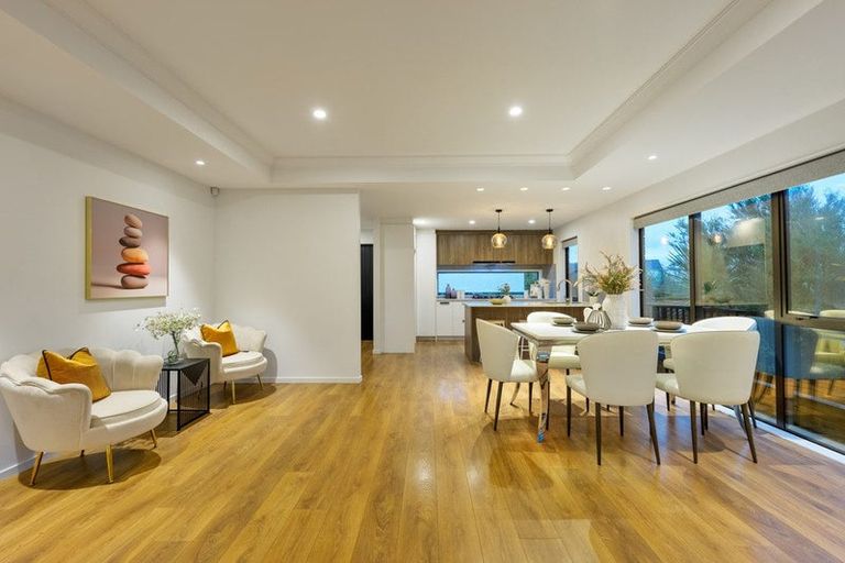 Photo of property in 7 Kaimai Avenue, Massey, Auckland, 0614