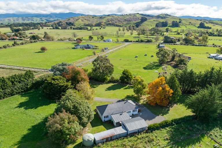 Photo of property in 21 Donovans Road, Kopuaranga, Masterton, 5882