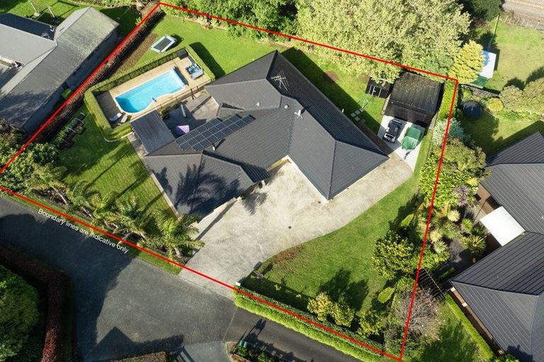 Photo of property in 24 Glencairn Place, Buckland, Pukekohe, 2677