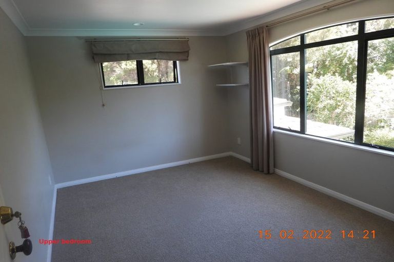 Photo of property in 6 David Beattie Place, Chatswood, Auckland, 0626