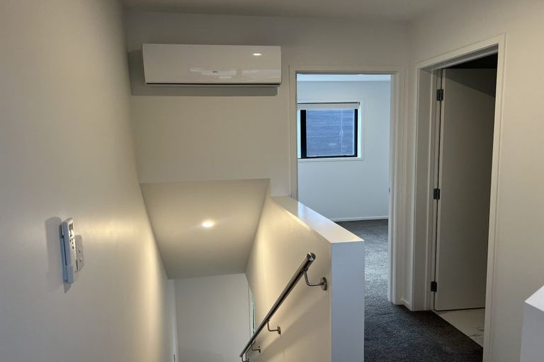 Photo of property in 4/22 Yeovil Road, Te Atatu Peninsula, Auckland, 0610