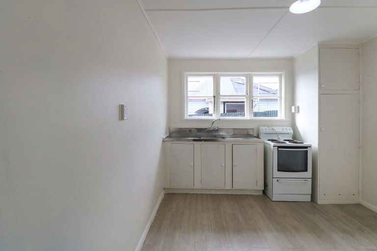 Photo of property in 13 Toomath Street, Naenae, Lower Hutt, 5011