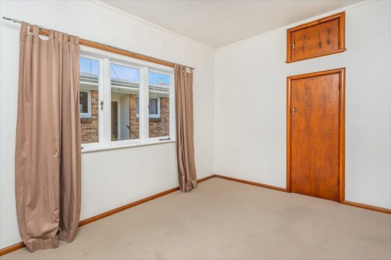 Photo of property in 77 Clarkin Road, Fairfield, Hamilton, 3214