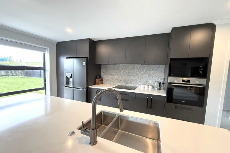 Photo of property in 25 Overton Street, Rototuna North, Hamilton, 3210