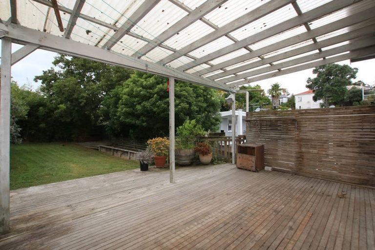 Photo of property in 37 Turakina Street, Grey Lynn, Auckland, 1021