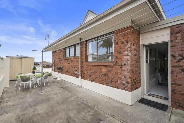 Photo of property in 76a Highland Park Drive, Highland Park, Auckland, 2010