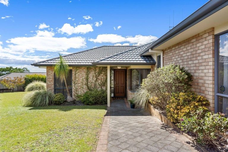 Photo of property in 11 Peregrine Place, Welcome Bay, Tauranga, 3112