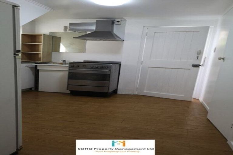 Photo of property in 8 Onepoto Road, Hauraki, Auckland, 0622