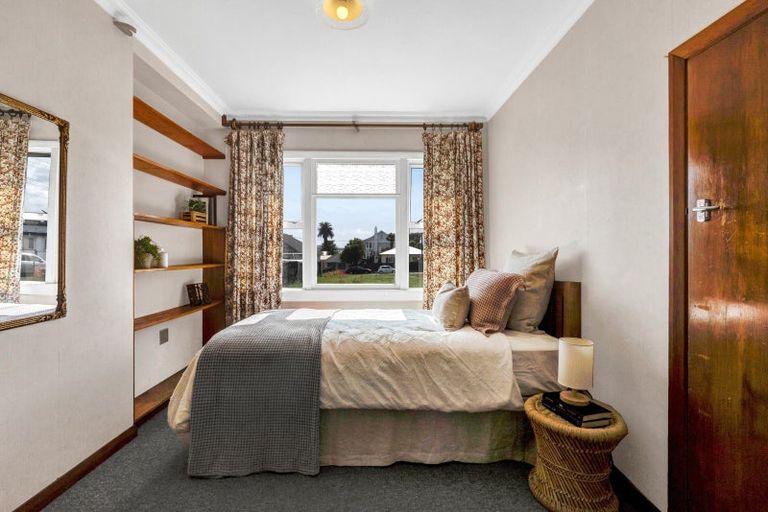 Photo of property in 54 Young Street, New Plymouth, 4310