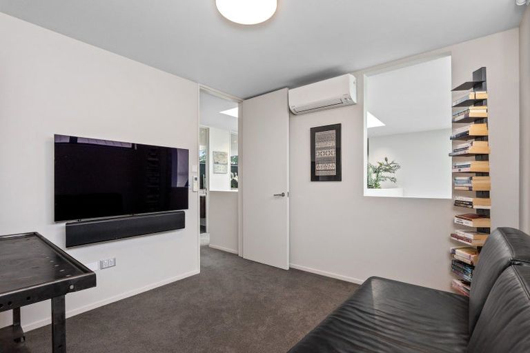 Photo of property in 44d Glandovey Road, Fendalton, Christchurch, 8052