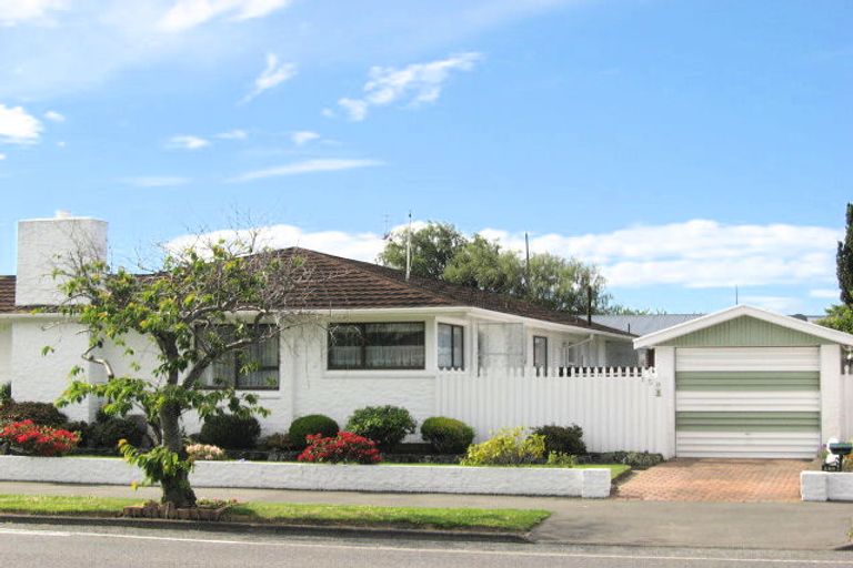 Photo of property in 2/158 Maidstone Road, Avonhead, Christchurch, 8042