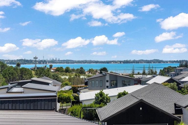 Photo of property in 4 Hapukupuku Avenue, Beachlands, Auckland, 2018