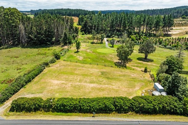 Photo of property in 110 Raumai Road, Bulls, 4894