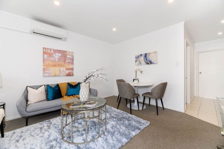 Photo of property in 7/12 Raines Avenue, Forrest Hill, Auckland, 0620