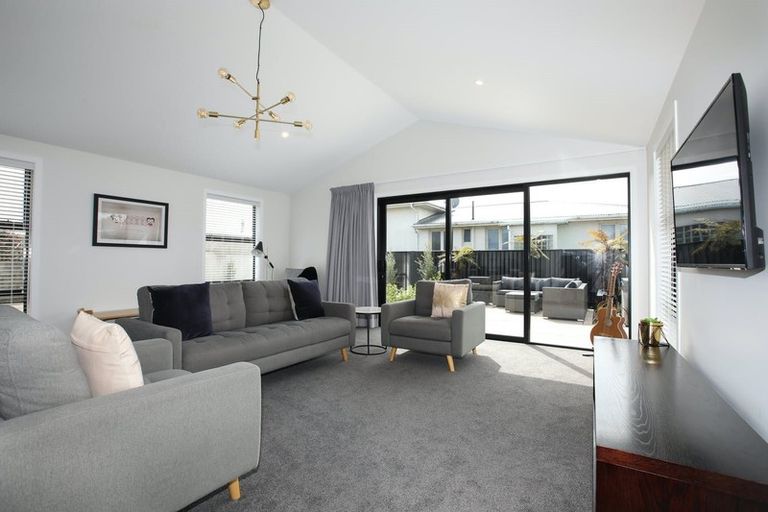 Photo of property in 37a Holloway Street, Waikiwi, Invercargill, 9810