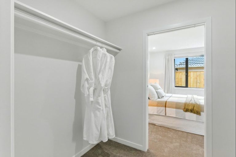 Photo of property in 21a Weraroa Road, Levin, 5510