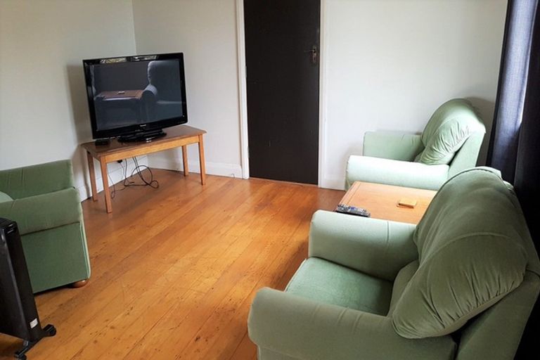 Photo of property in 110 Main Road, Harihari, 7884