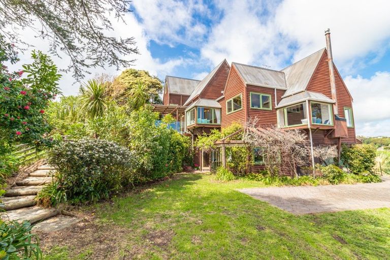 Photo of property in 20 Shakespeare Road, Bastia Hill, Whanganui, 4500