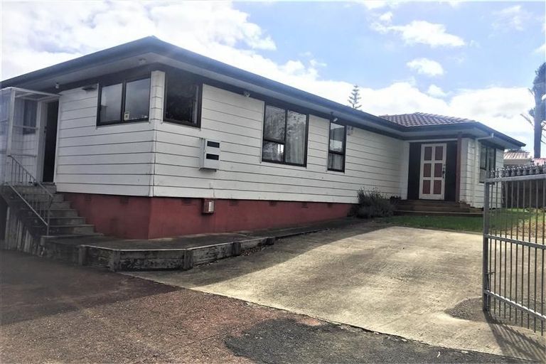 Photo of property in 7 Correa Court, Goodwood Heights, Auckland, 2105