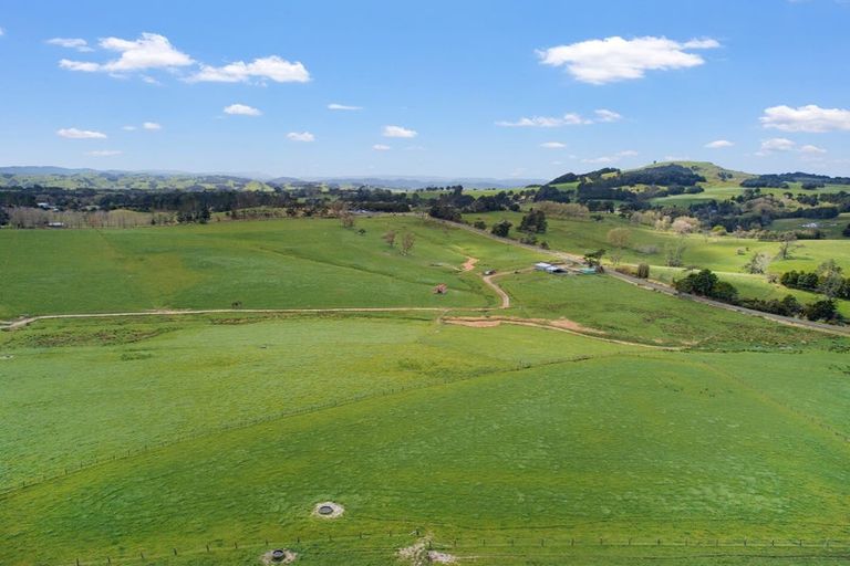 Photo of property in 1065 Pipiwai Road, Ruatangata West, Whangarei, 0176