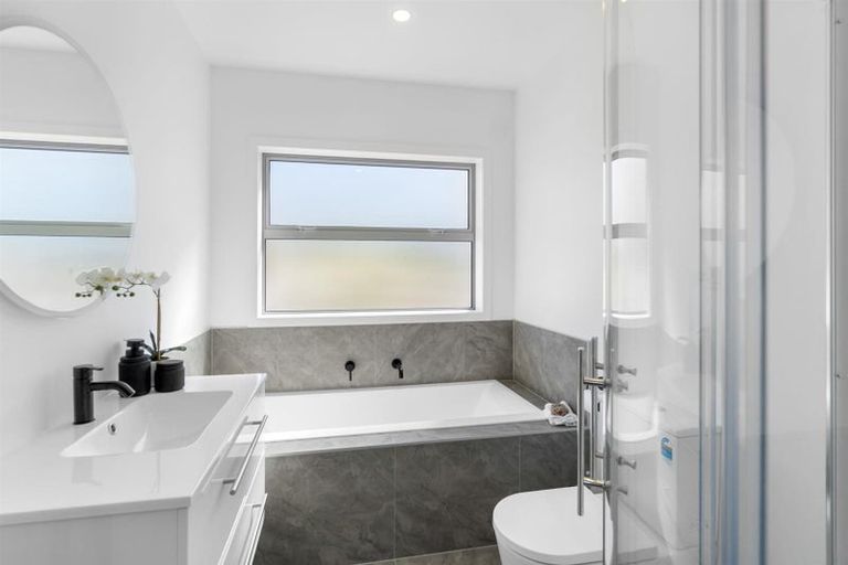 Photo of property in 25 Kia Kaha Drive, Snells Beach, 0920