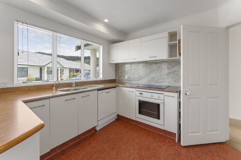 Photo of property in 14 Millwood Place, Silverstream, Upper Hutt, 5019