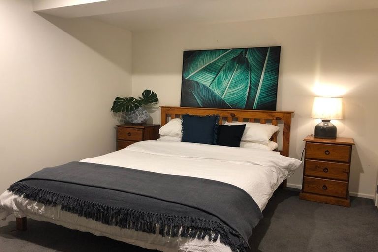 Photo of property in 34 Sandown Road, Rothesay Bay, Auckland, 0630