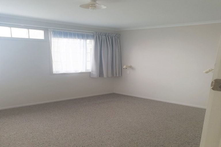 Photo of property in 14 Donald Street, Regent, Whangarei, 0112