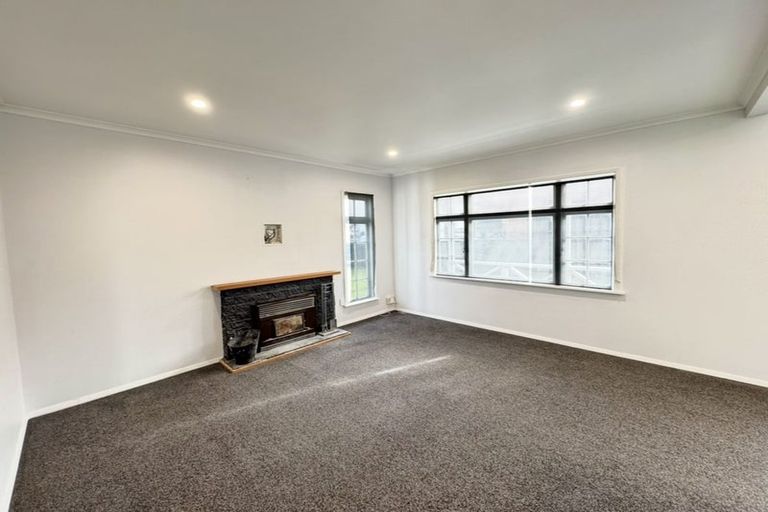 Photo of property in 1006 Tremaine Avenue, Roslyn, Palmerston North, 4414