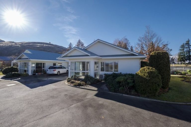 Photo of property in Frankton Court, 32 Mcbride Street, Frankton, Queenstown, 9300