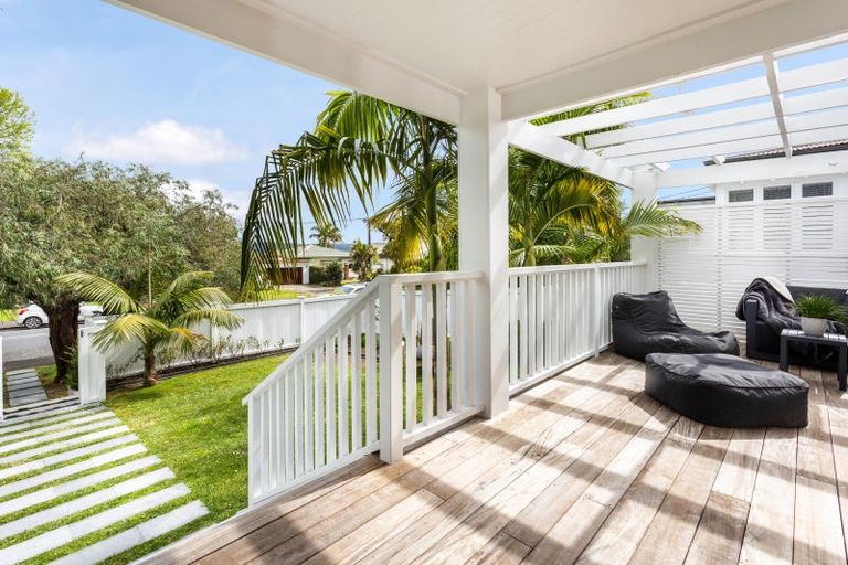 Photo of property in 35 William Denny Avenue, Westmere, Auckland, 1022