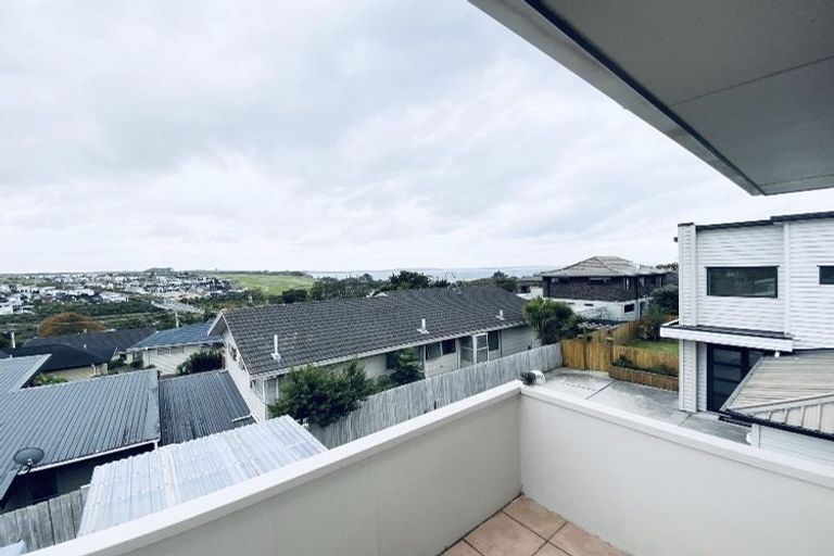Photo of property in 11 Watea Road, Torbay, Auckland, 0630