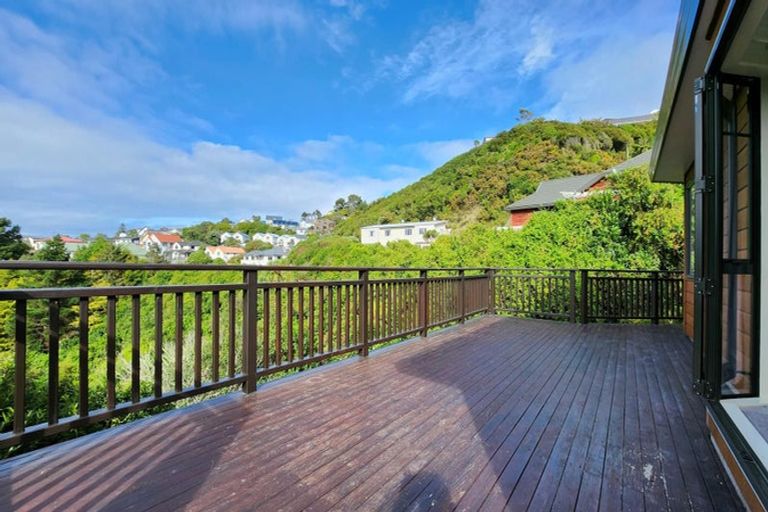 Photo of property in 6a Marjory Close, Broadmeadows, Wellington, 6035