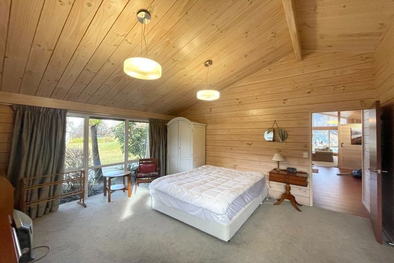 Photo of property in 37 Benmore Place, Glenorchy, 9372