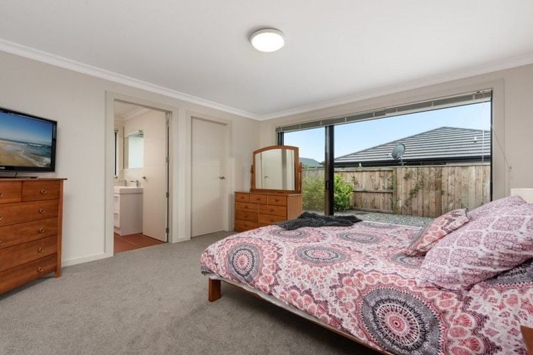 Photo of property in 15 Kanono Close, Papamoa Beach, Papamoa, 3118