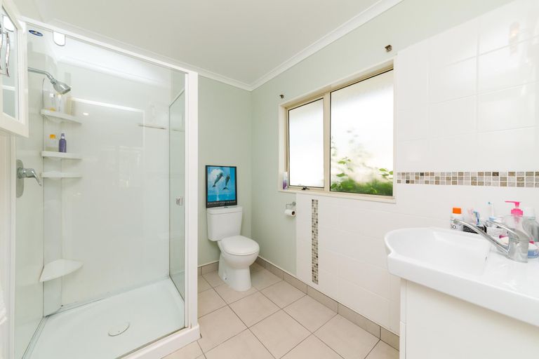 Photo of property in 1 Lancewood Lane, Roslyn, Palmerston North, 4414